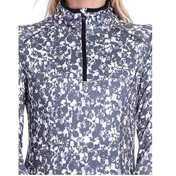 EUC LOLE Zip up size medium but fits like a small - Picture 3 of 8